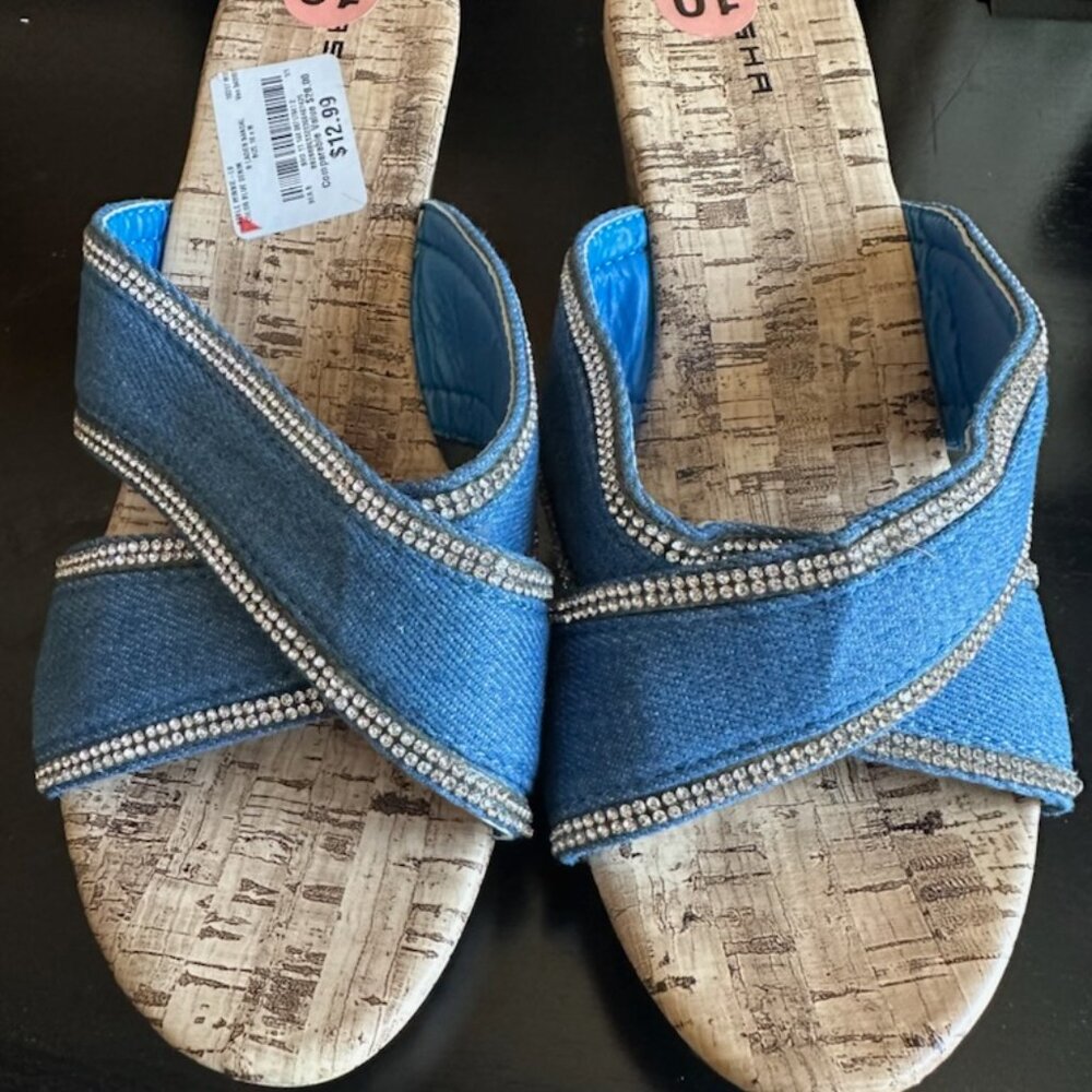 Women's dress shoes